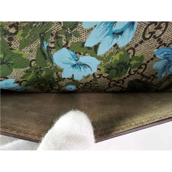 Gucci Beige and Blue Floral Shoulder Bag - Picture 13 of 16